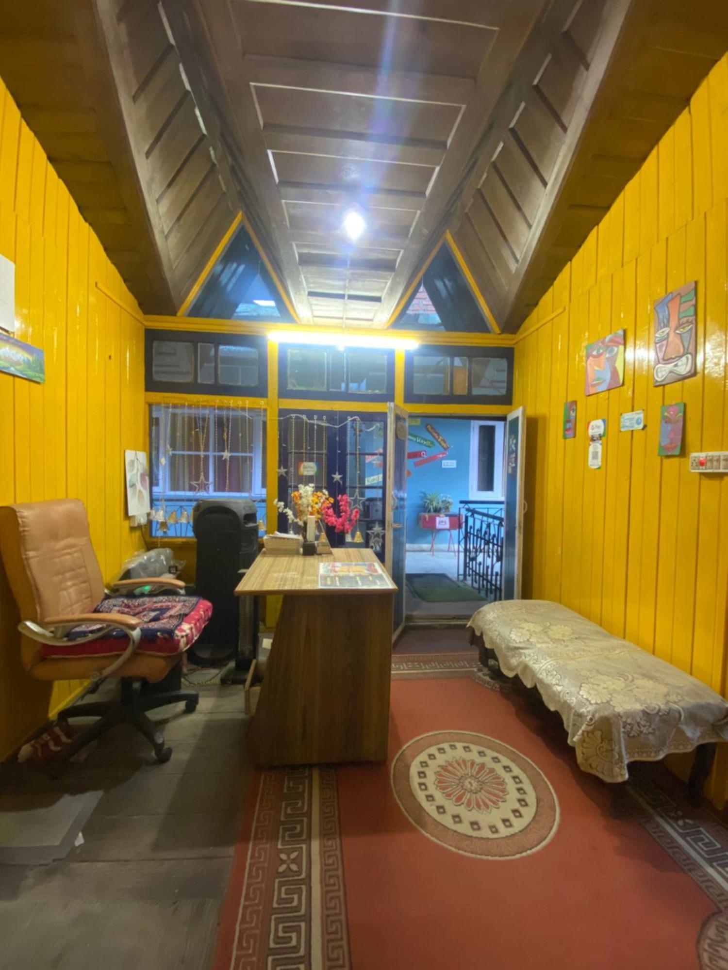 The Prasher Lodge Mall Road Manali ภายนอก รูปภาพ